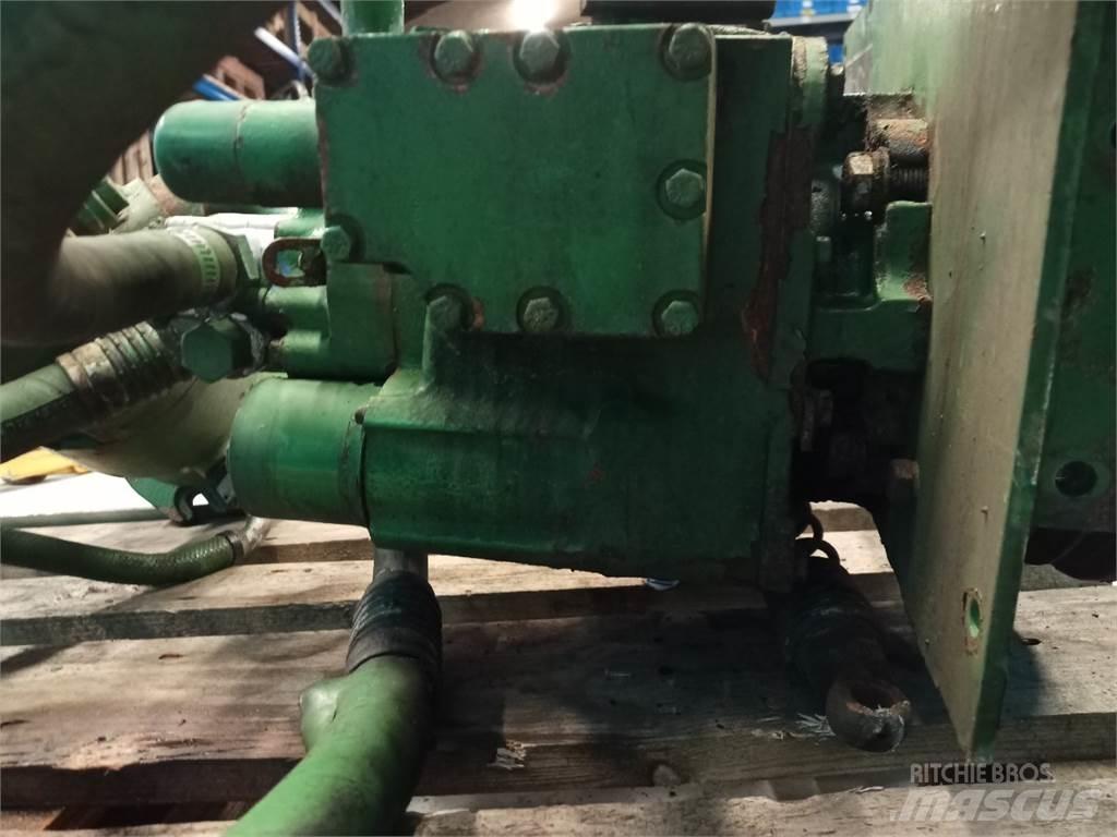 John Deere 1085 Детали гидравлической системы