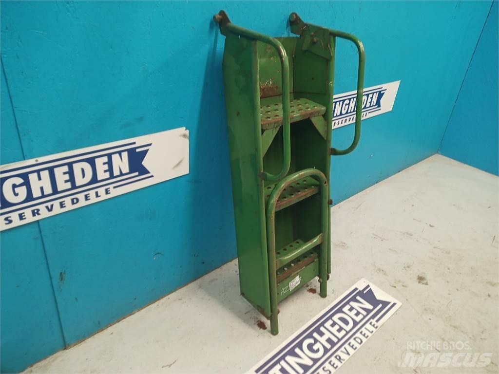 John Deere 1085 Сельхозтехника - Другие