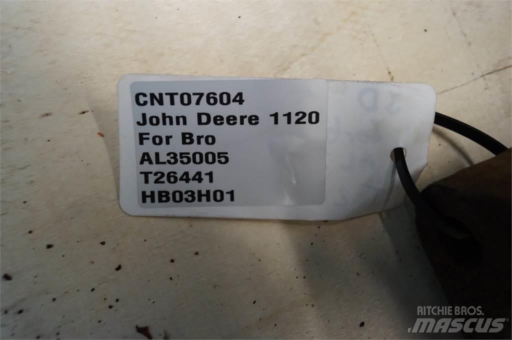 John Deere 1120 Навесное оборудование и запчасти