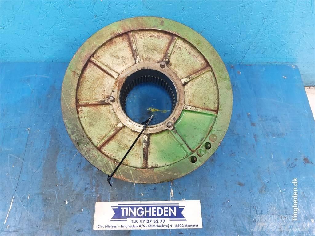 John Deere 1165 Сельхозтехника - Другие