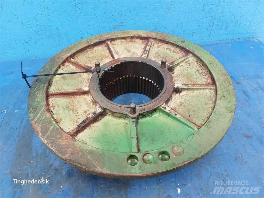 John Deere 1165 Сельхозтехника - Другие