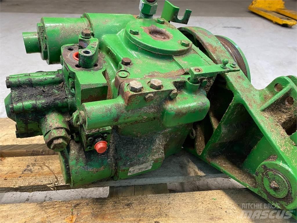 John Deere 1170 Детали гидравлической системы