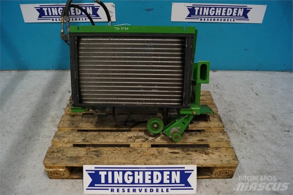 John Deere 1170 Радиаторы