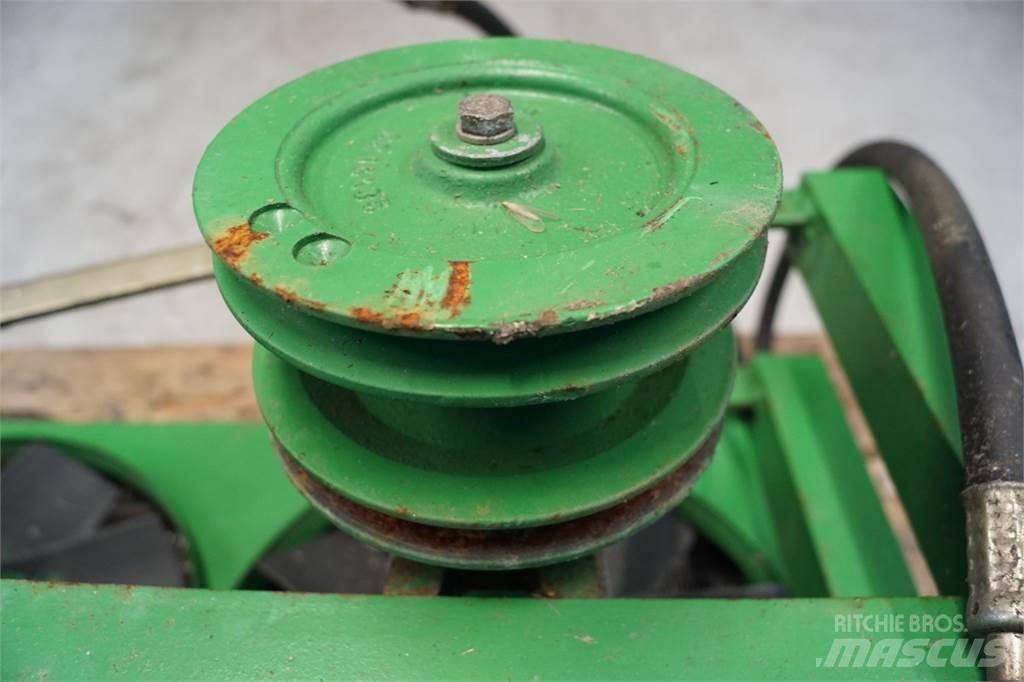 John Deere 1170 Радиаторы