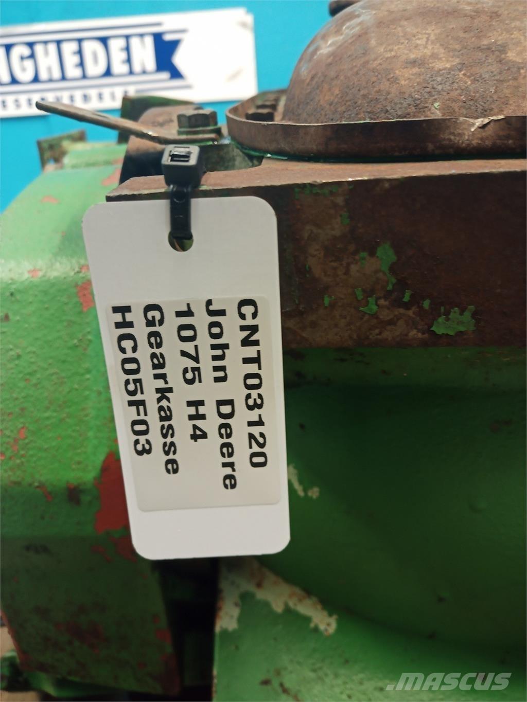 John Deere 1177 Трансмиссии