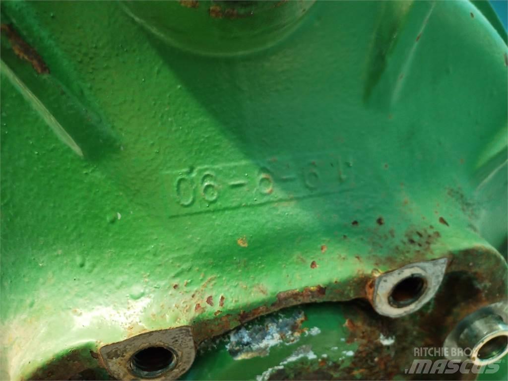 John Deere 1177 Компоненты для зерноуборочных комбайнов
