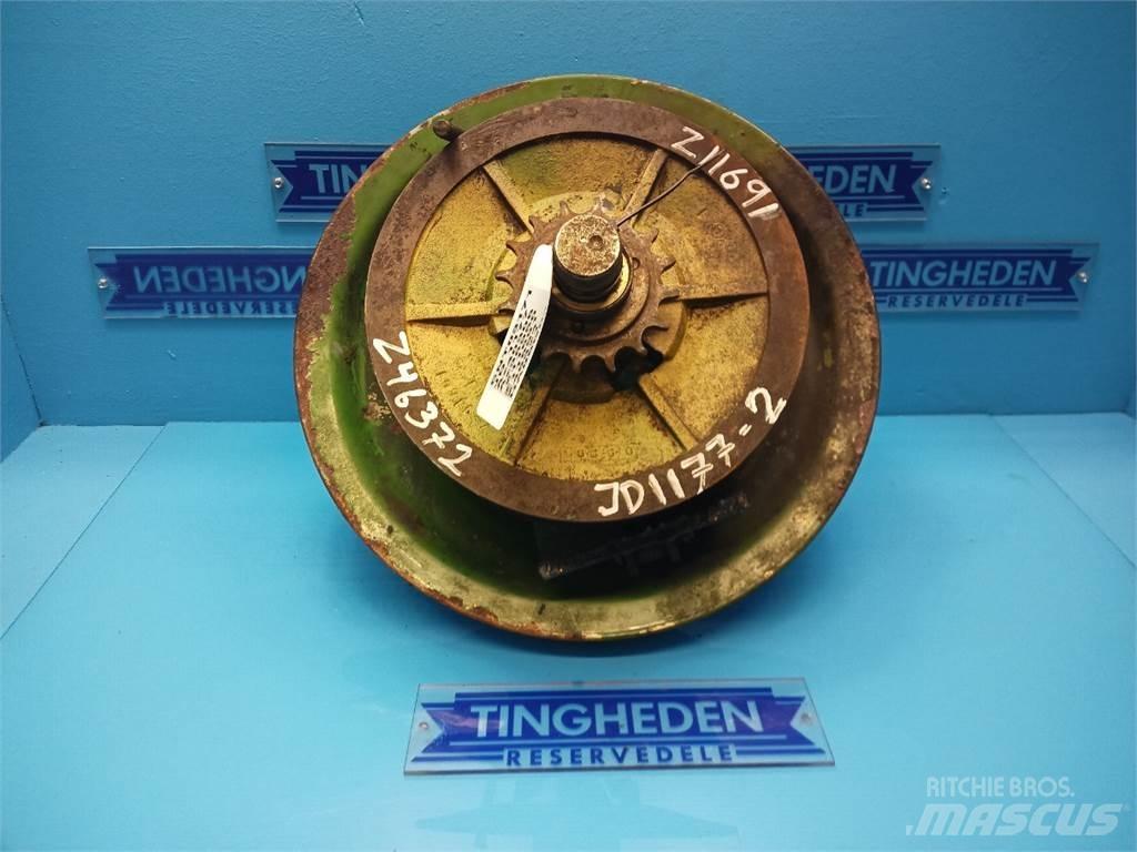 John Deere 1177 Сельхозтехника - Другие