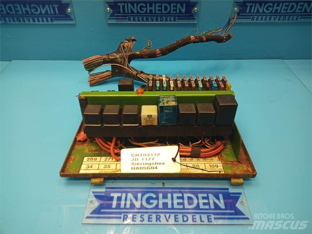 John Deere 1177 Электронные блоки