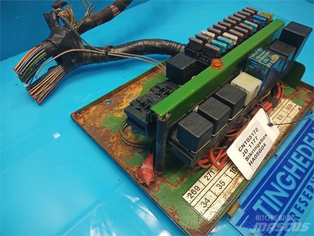 John Deere 1177 Электронные блоки