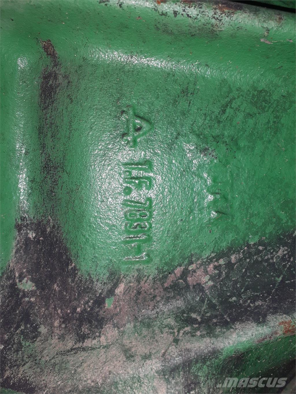 John Deere 1550 Компоненты для зерноуборочных комбайнов