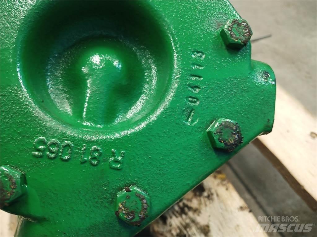 John Deere 1630 Детали гидравлической системы