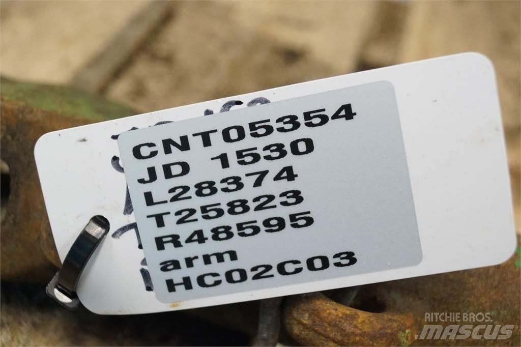 John Deere 1630 Навесное оборудование и запчасти