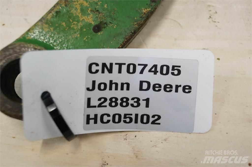John Deere 1830 Навесное оборудование и запчасти