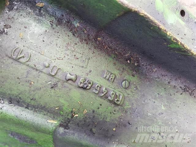 John Deere 2030 Двигатели