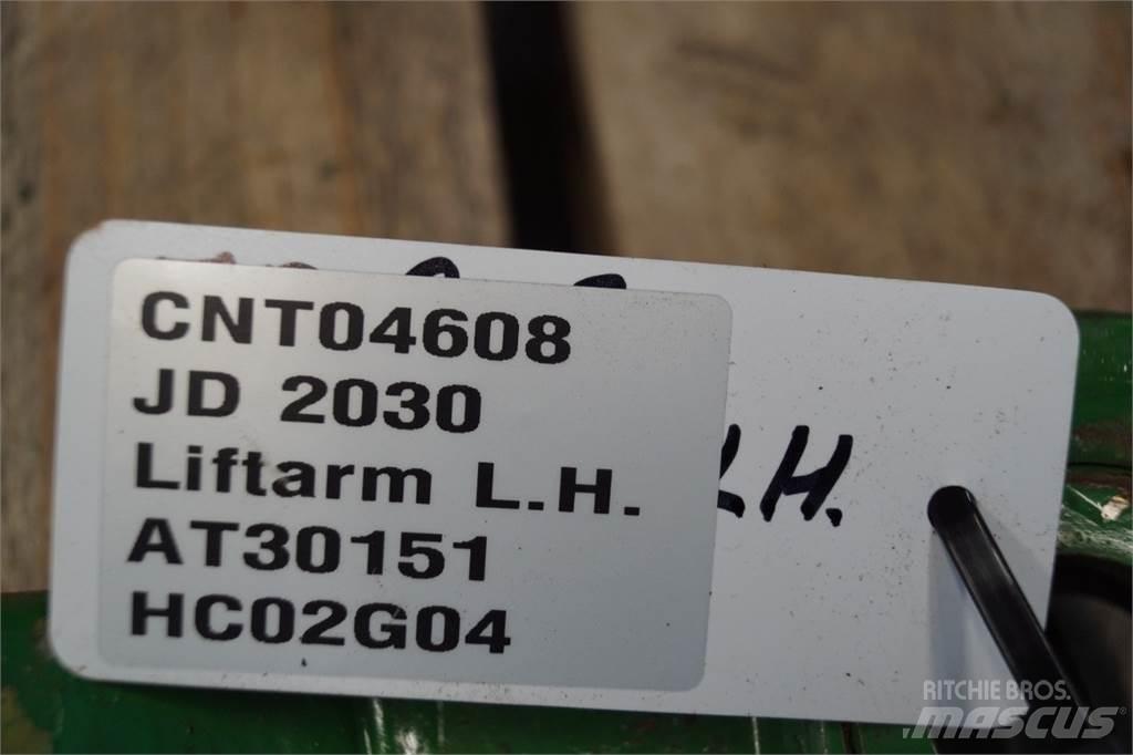 John Deere 2030 Навесное оборудование и запчасти