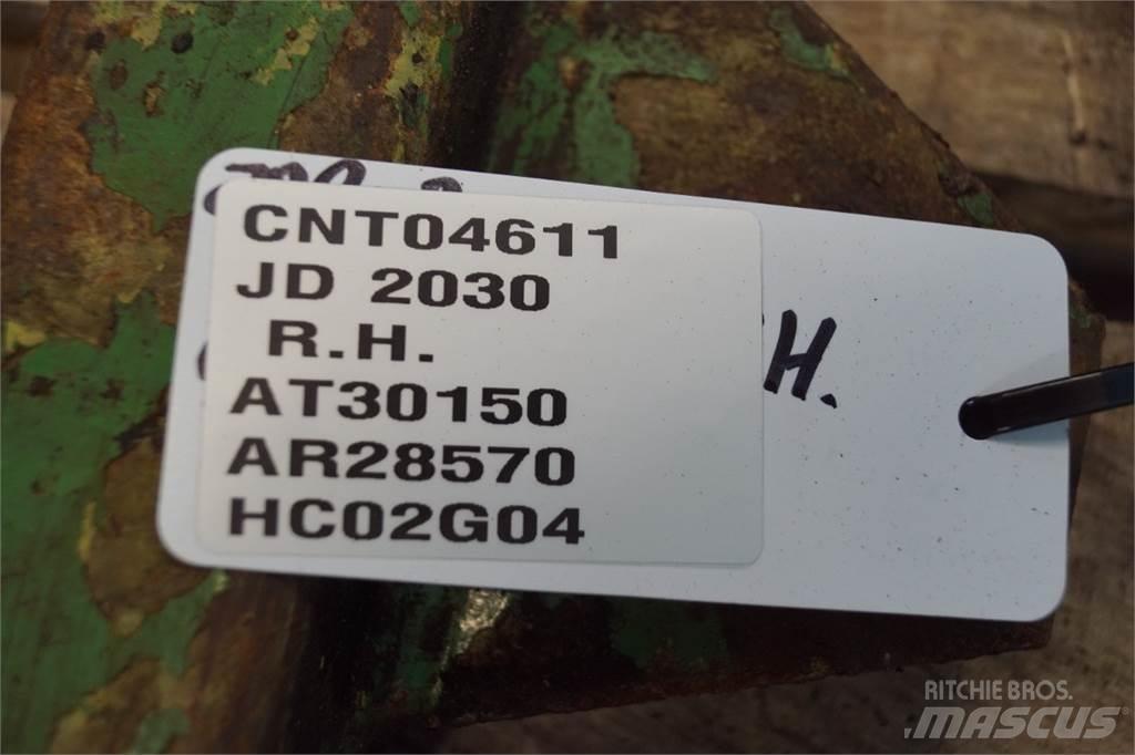 John Deere 2030 Навесное оборудование и запчасти