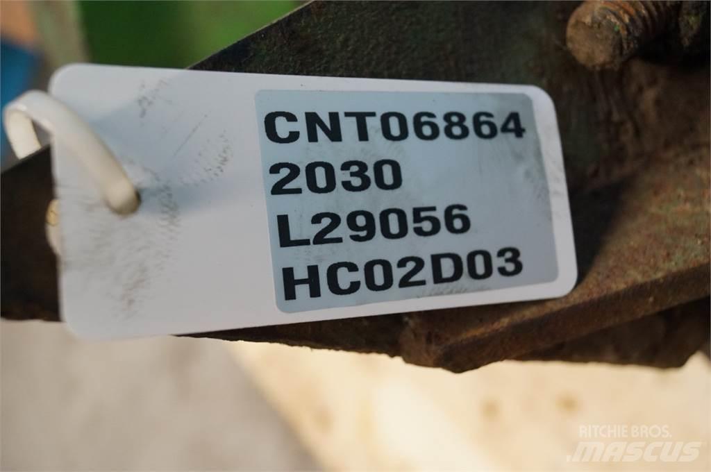 John Deere 2030 Навесное оборудование и запчасти