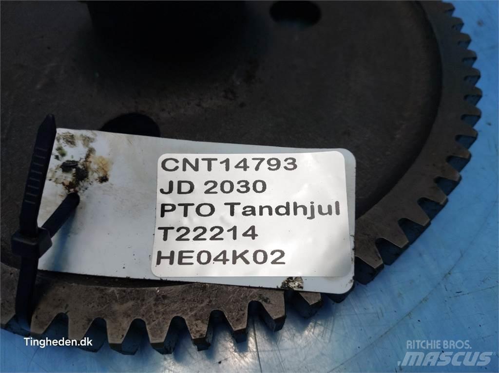 John Deere 2030 Навесное оборудование и запчасти