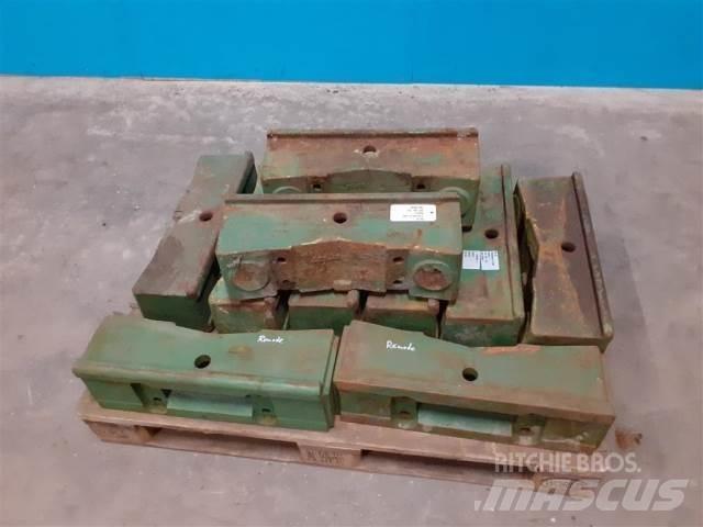 John Deere 2040 Передние весы