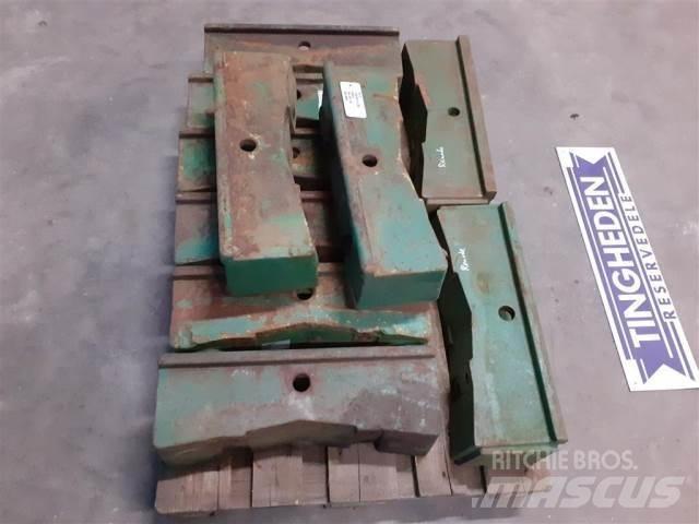 John Deere 2040 Передние весы