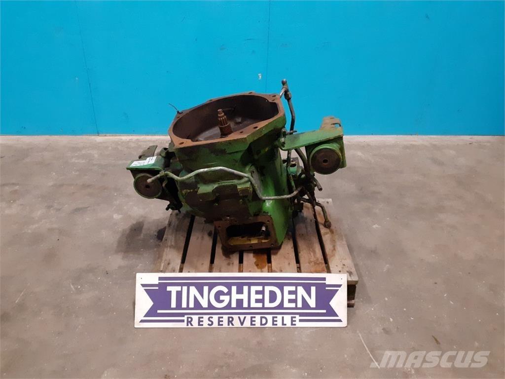 John Deere 2040 Трансмиссии