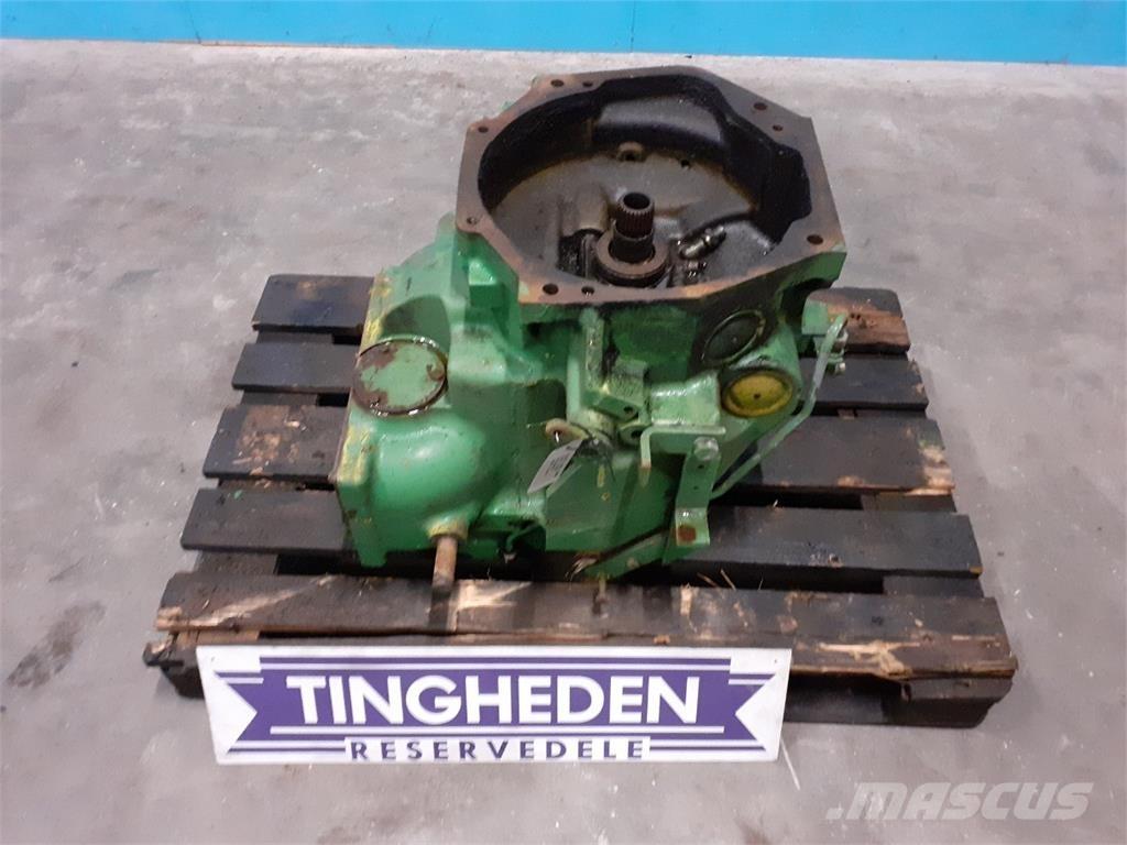 John Deere 2040 Трансмиссии
