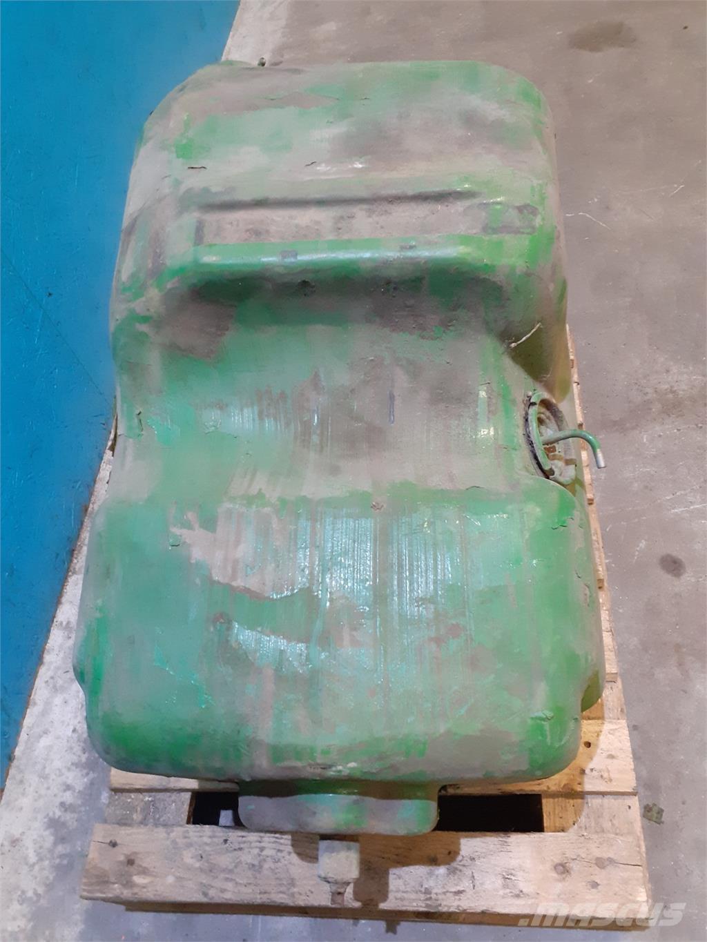 John Deere 2040 Навесное оборудование и запчасти