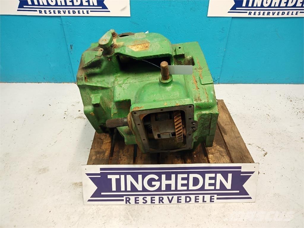 John Deere 2040 Трансмиссии