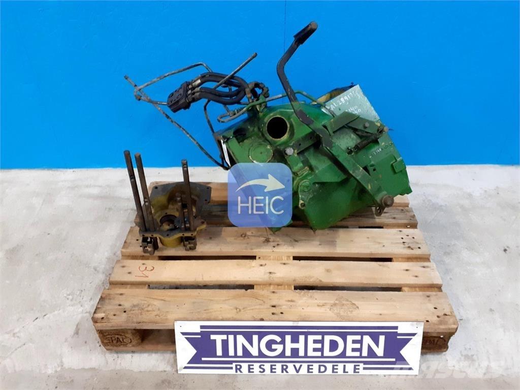 John Deere 2040 Трансмиссии
