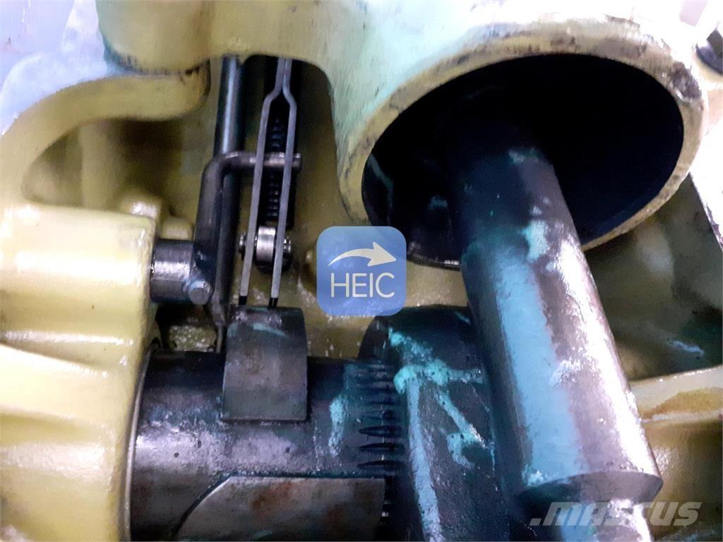 John Deere 2040 Навесное оборудование и запчасти
