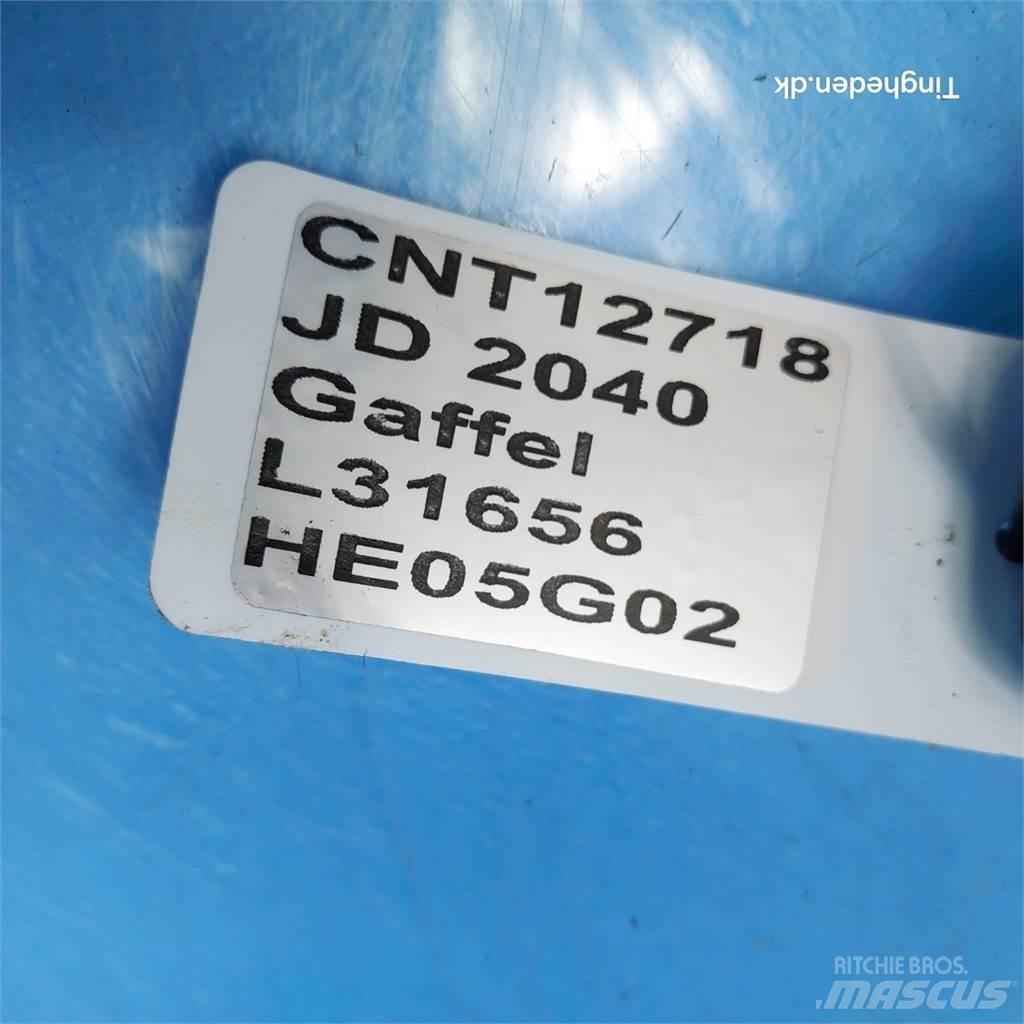 John Deere 2040 Навесное оборудование и запчасти