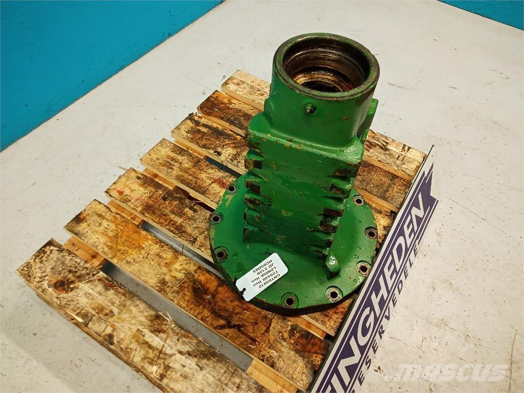 John Deere 2120 Навесное оборудование и запчасти
