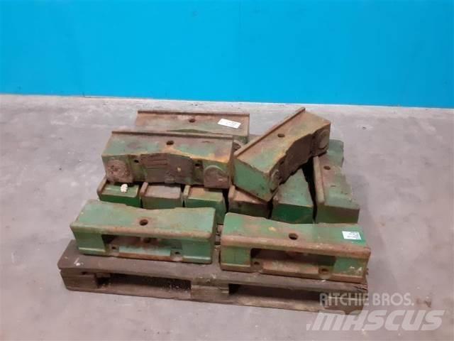 John Deere 2140 Передние весы