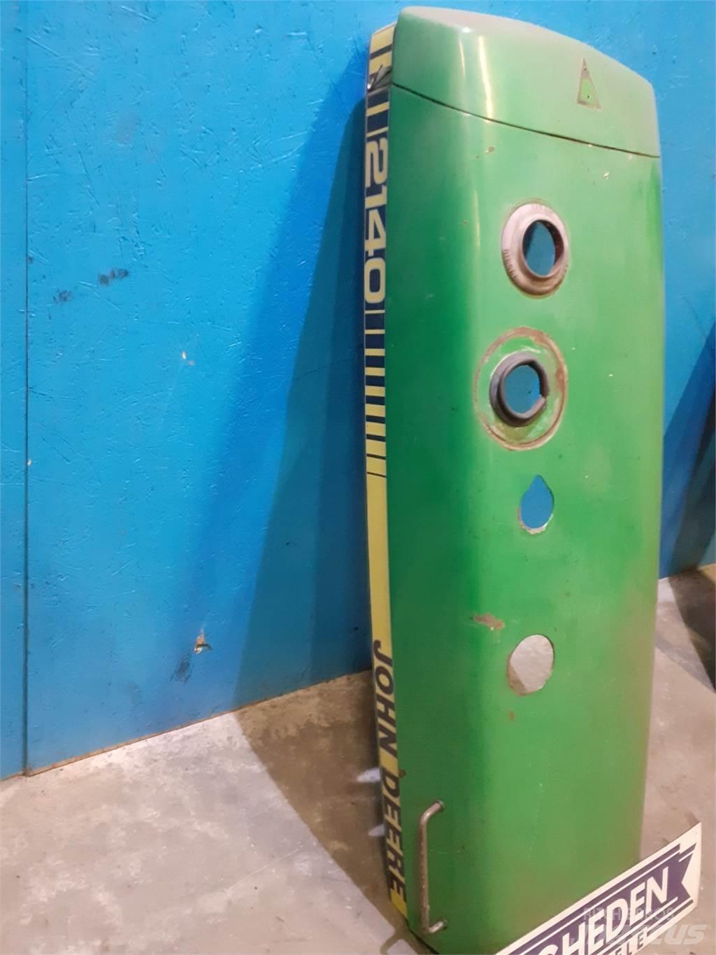 John Deere 2140 Навесное оборудование и запчасти