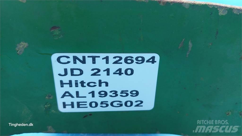 John Deere 2140 Навесное оборудование и запчасти