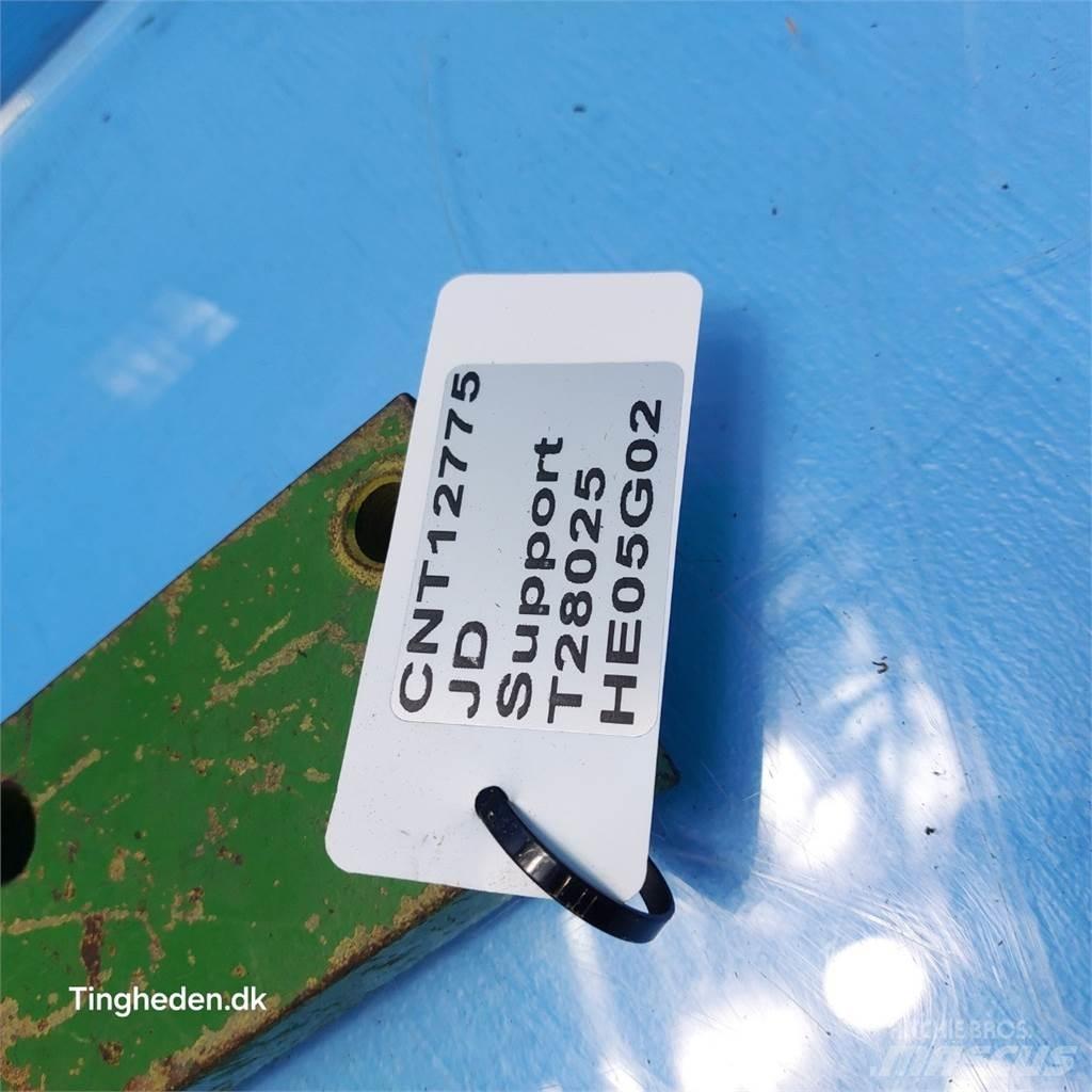 John Deere 2141 Навесное оборудование и запчасти