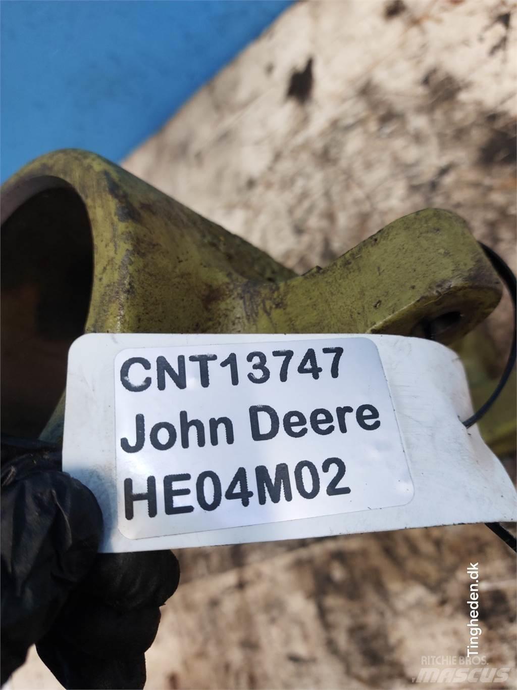 John Deere 2141 Детали гидравлической системы