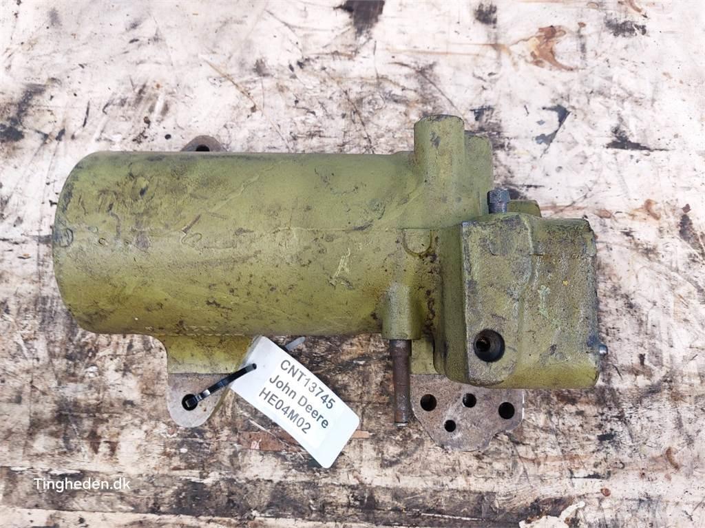 John Deere 2141 Детали гидравлической системы