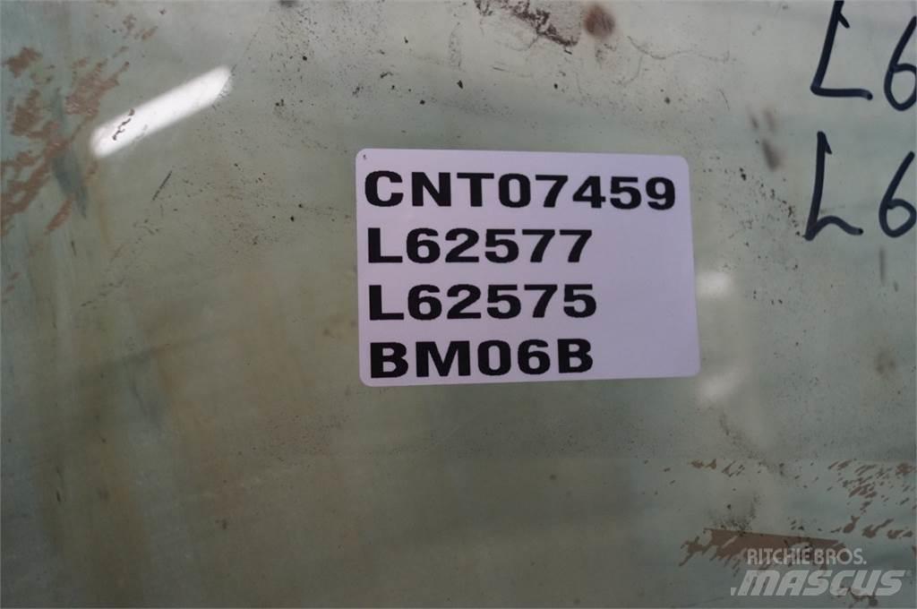 John Deere 2250 Кабины