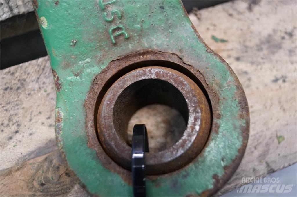 John Deere 2450 Навесное оборудование и запчасти