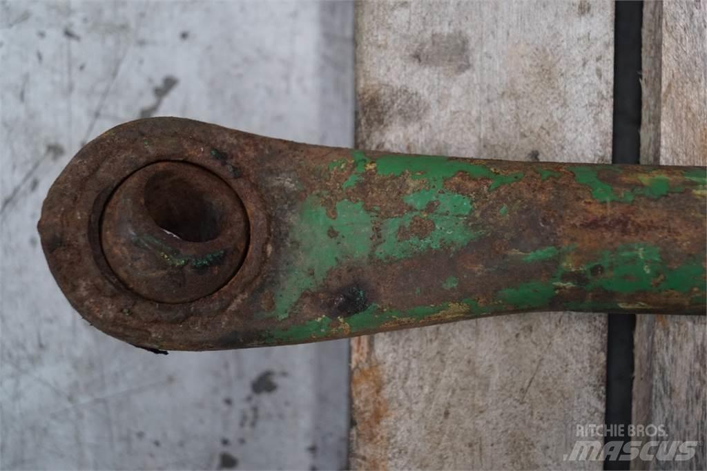 John Deere 2450 Навесное оборудование и запчасти