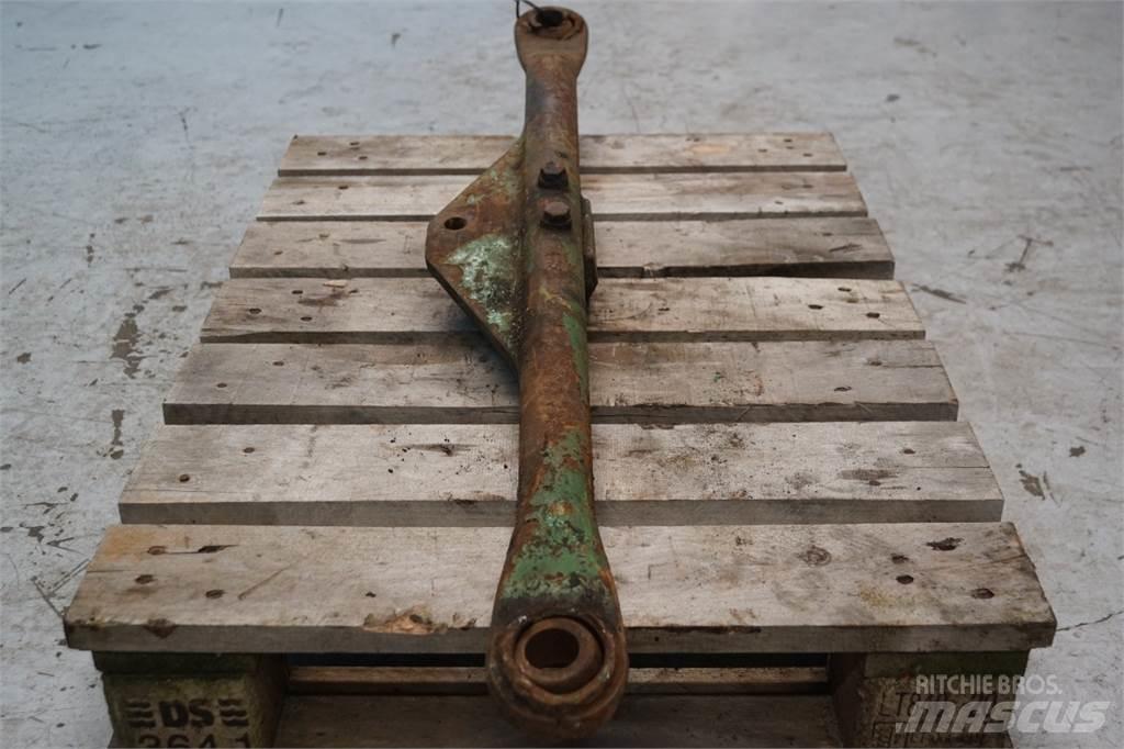 John Deere 2450 Навесное оборудование и запчасти