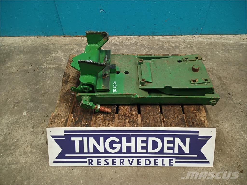 John Deere 2650 Навесное оборудование и запчасти