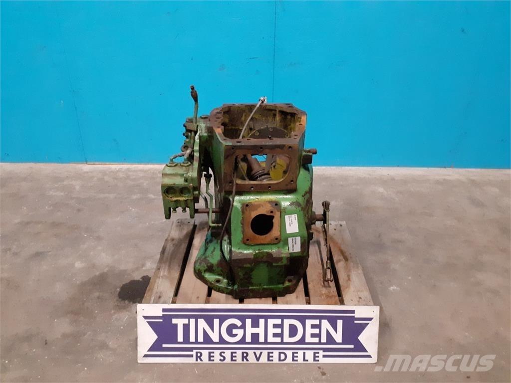 John Deere 2840 Трансмиссии