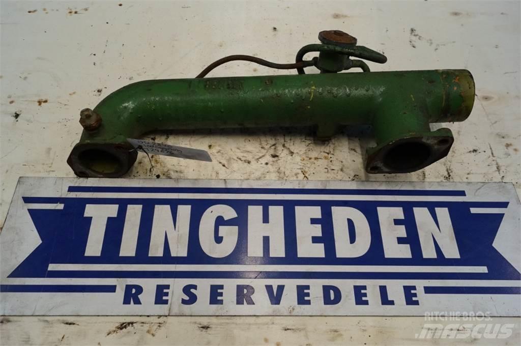 John Deere 2840 Двигатели