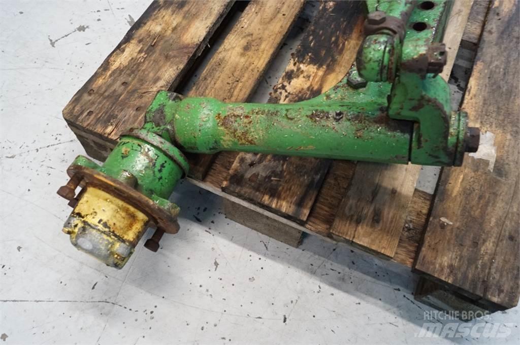 John Deere 2850 Навесное оборудование и запчасти