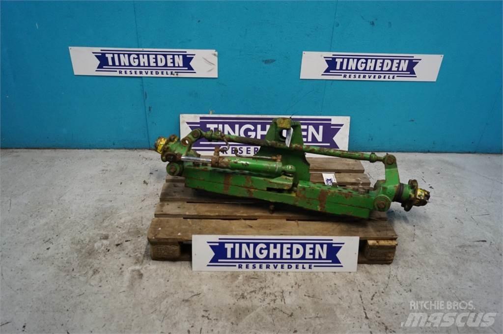 John Deere 2850 Навесное оборудование и запчасти