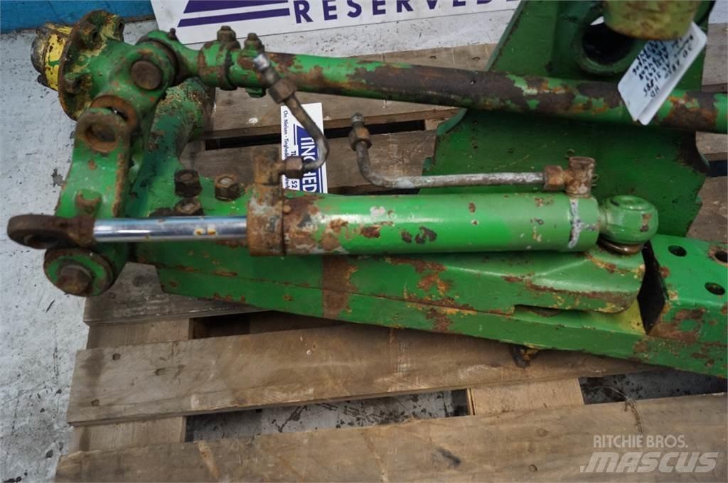 John Deere 2850 Навесное оборудование и запчасти