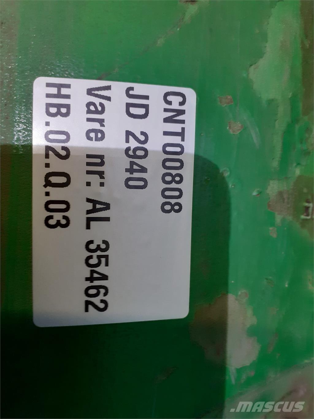 John Deere 2940 Навесное оборудование и запчасти
