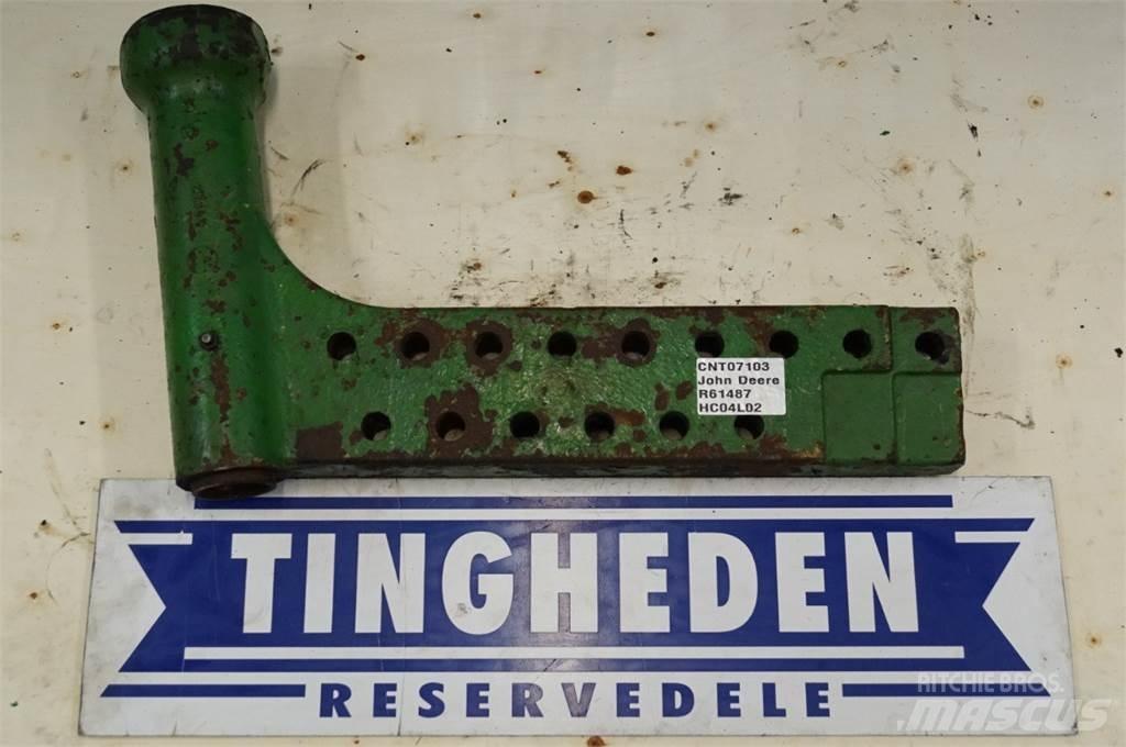 John Deere 2940 Навесное оборудование и запчасти